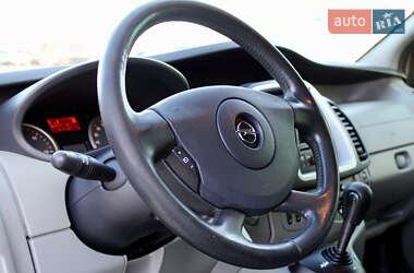 Мінівен Opel Vivaro 2013 в Млиніві