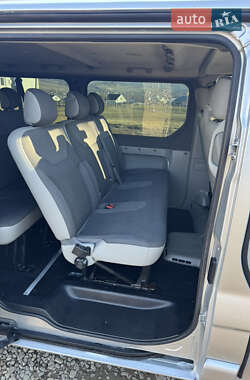 Мінівен Opel Vivaro 2012 в Чернівцях