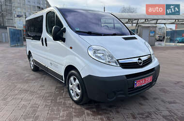 Мінівен Opel Vivaro 2014 в Рівному