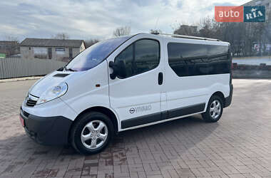 Мінівен Opel Vivaro 2014 в Рівному