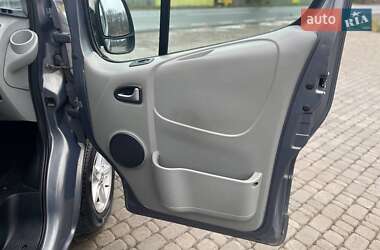 Мінівен Opel Vivaro 2013 в Коломиї