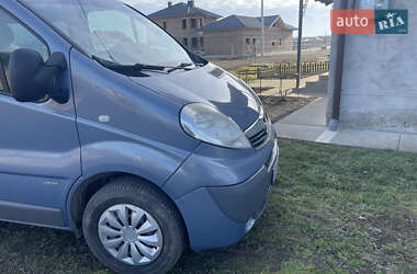 Минивэн Opel Vivaro 2013 в 