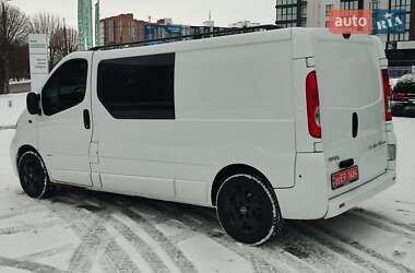 Мінівен Opel Vivaro 2013 в Луцьку