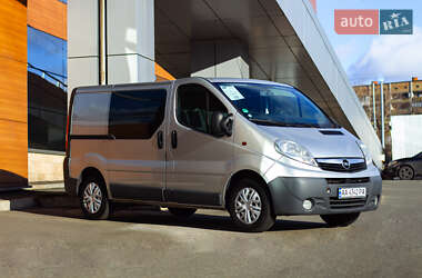 Вантажний фургон Opel Vivaro 2013 в Києві