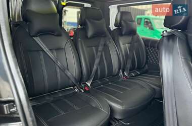 Минивэн Opel Vivaro 2016 в 
