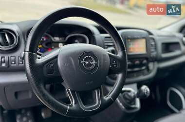 Минивэн Opel Vivaro 2016 в 
