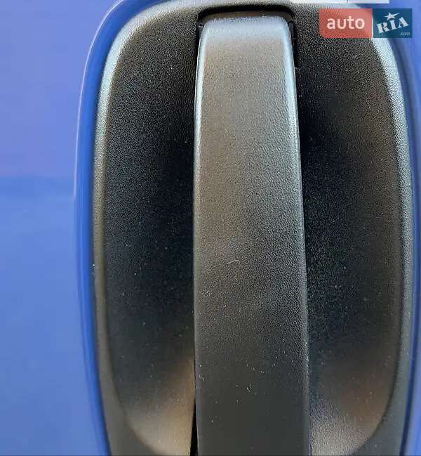 Минивэн Opel Vivaro 2011 в Умани