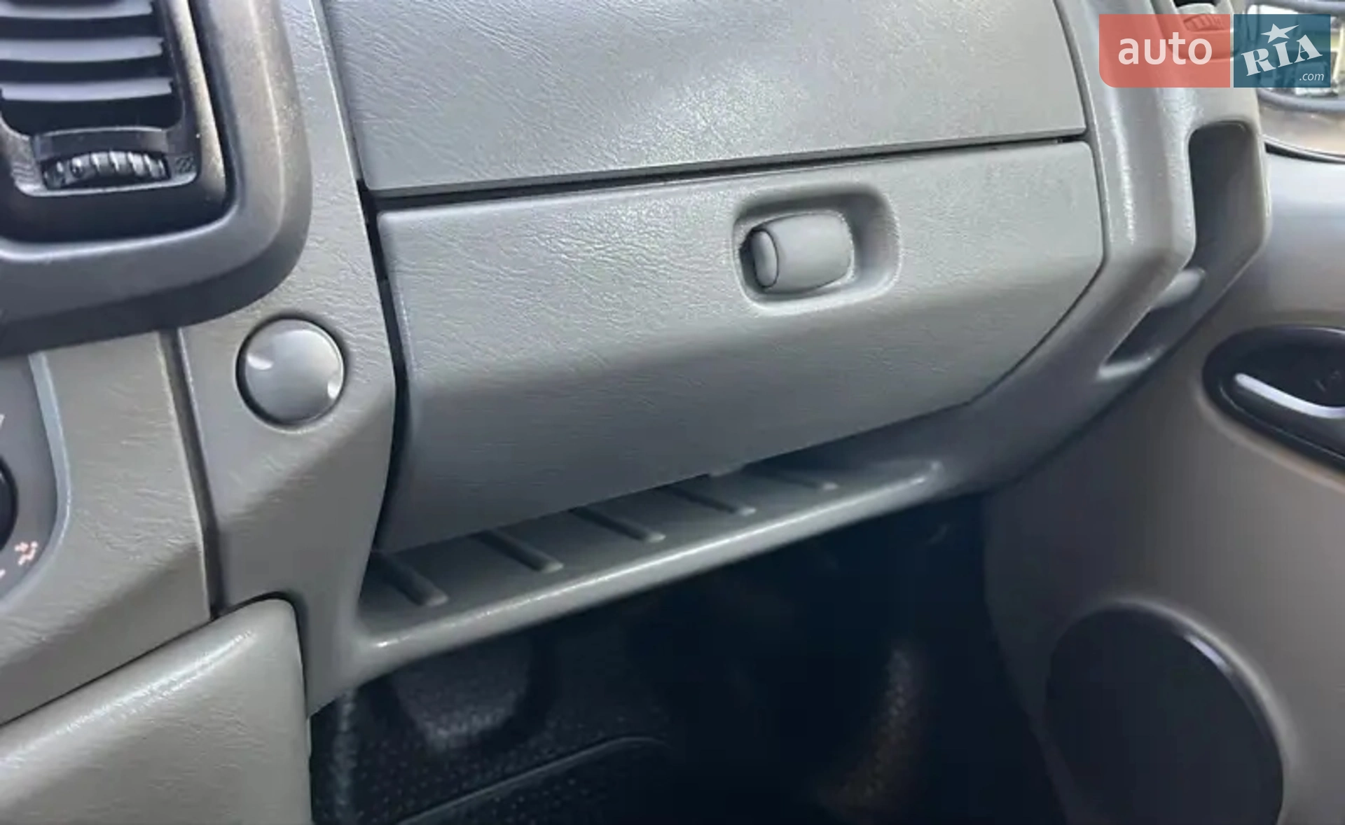 2011 Opel Vivaro - мініатюра 44