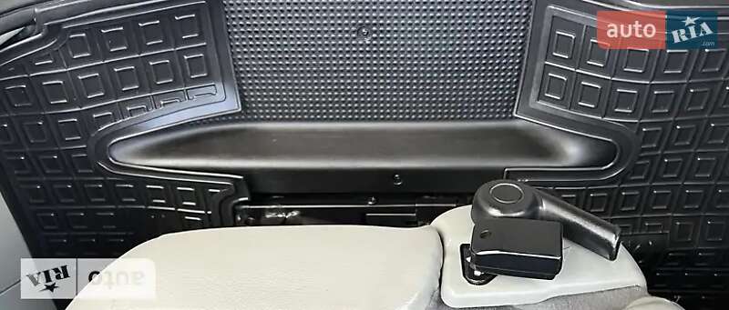 Минивэн Opel Vivaro 2011 в Умани