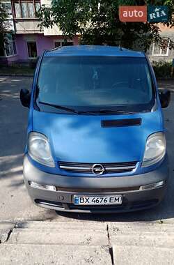 Минивэн Opel Vivaro 2004 в 