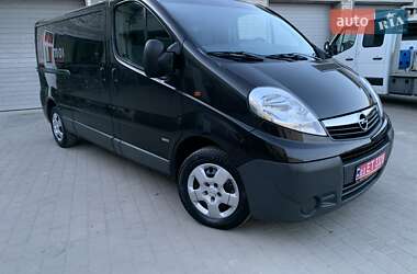 Грузовой фургон Opel Vivaro 2012 в Бродах