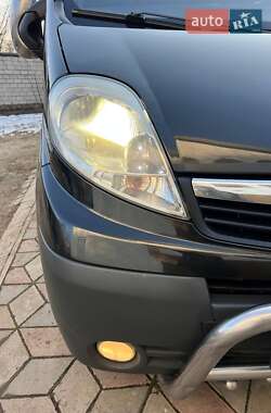 Мінівен Opel Vivaro 2008 в Коломиї