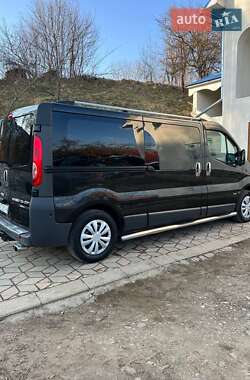 Мінівен Opel Vivaro 2008 в Коломиї