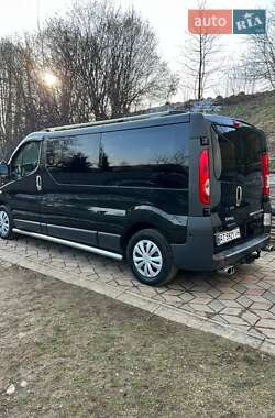 Мінівен Opel Vivaro 2008 в Коломиї