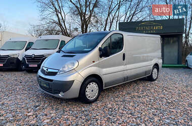 Грузовой фургон Opel Vivaro 2014 в Ровно