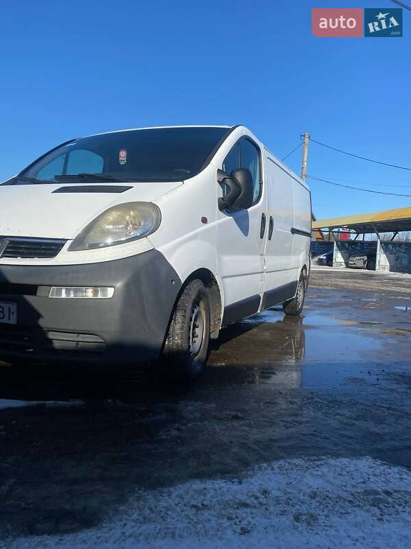 Грузовой фургон Opel Vivaro 2004 в Шепетовке