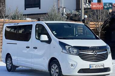 Мінівен Opel Vivaro 2016 в Києві