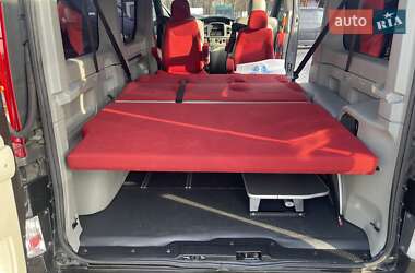 Минивэн Opel Vivaro 2012 в Луцке