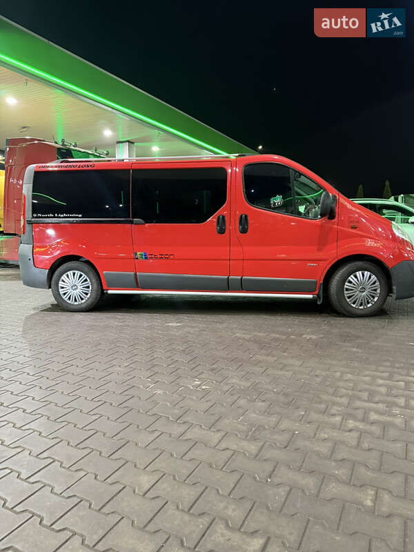 Opel Vivaro 2012