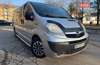 Мінівен Opel Vivaro 2010 в Рівному