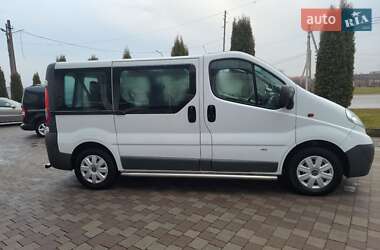 Минивэн Opel Vivaro 2014 в Сарнах