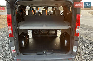 Мінівен Opel Vivaro 2012 в 