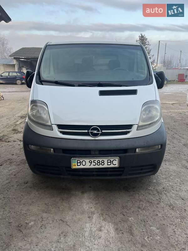 Opel Vivaro 2002