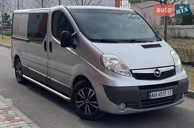 Вантажний фургон Opel Vivaro 2012 в Дніпрі