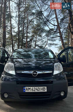 Минивэн Opel Vivaro 2014 в Светловодске