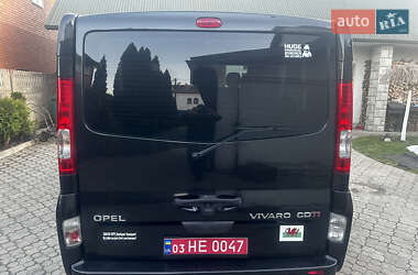 Мінівен Opel Vivaro 2012 в 