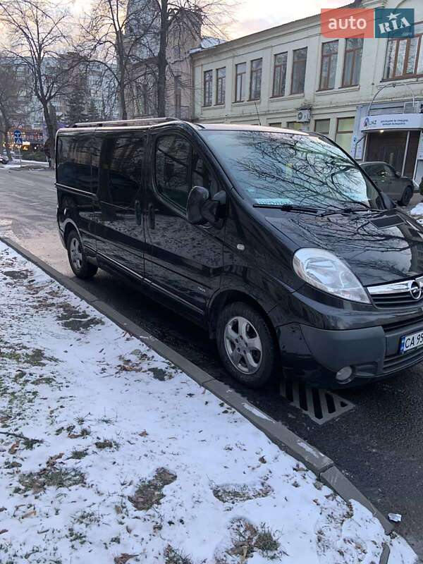 Мінівен Opel Vivaro 2013 в Черкасах