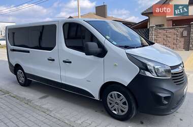 Минивэн Opel Vivaro 2016 в Ровно