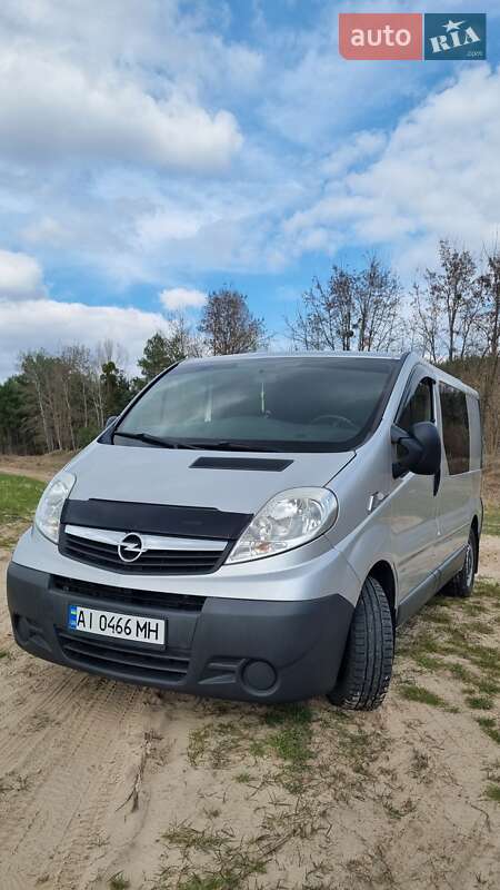 Opel Vivaro 2013