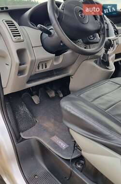 Минивэн Opel Vivaro 2013 в 