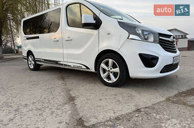 Минивэн Opel Vivaro 2017 в 
