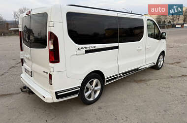 Минивэн Opel Vivaro 2017 в 