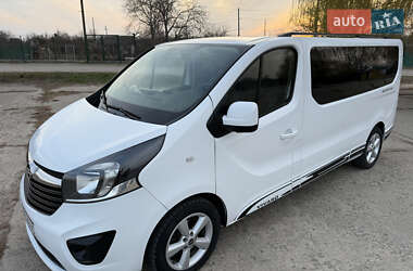 Минивэн Opel Vivaro 2017 в 