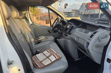 Минивэн Opel Vivaro 2012 в 