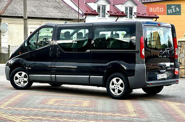 Минивэн Opel Vivaro 2014 в 
