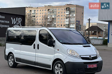 Мінівен Opel Vivaro 2013 в 