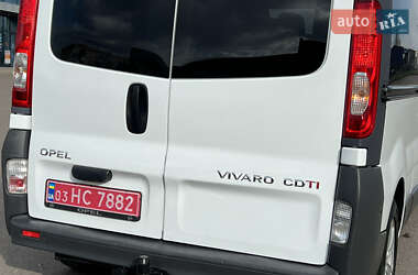 Мінівен Opel Vivaro 2013 в 