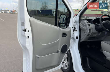 Мінівен Opel Vivaro 2013 в 