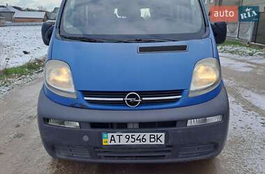 Минивэн Opel Vivaro 2004 в 