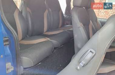 Минивэн Opel Vivaro 2004 в 