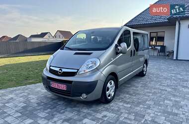 Минивэн Opel Vivaro 2013 в 