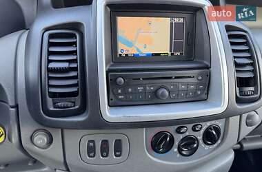 Минивэн Opel Vivaro 2013 в 