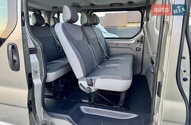 Минивэн Opel Vivaro 2013 в 