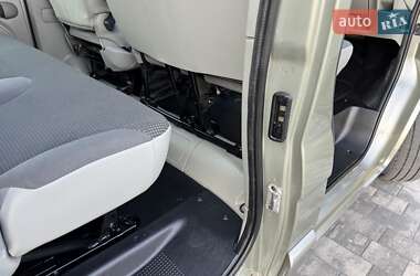 Минивэн Opel Vivaro 2013 в 