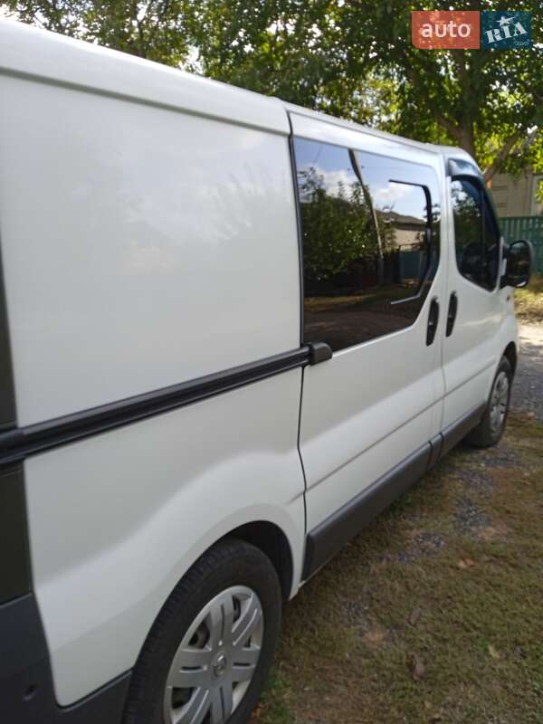 Мінівен Opel Vivaro 2012 в Дніпрі фото 8 Мінівен Opel Vivaro 2012 в Дніпрі