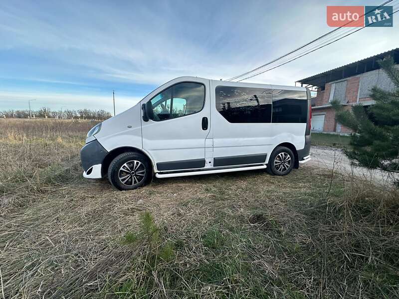 Минивэн Opel Vivaro 2005 в Турке